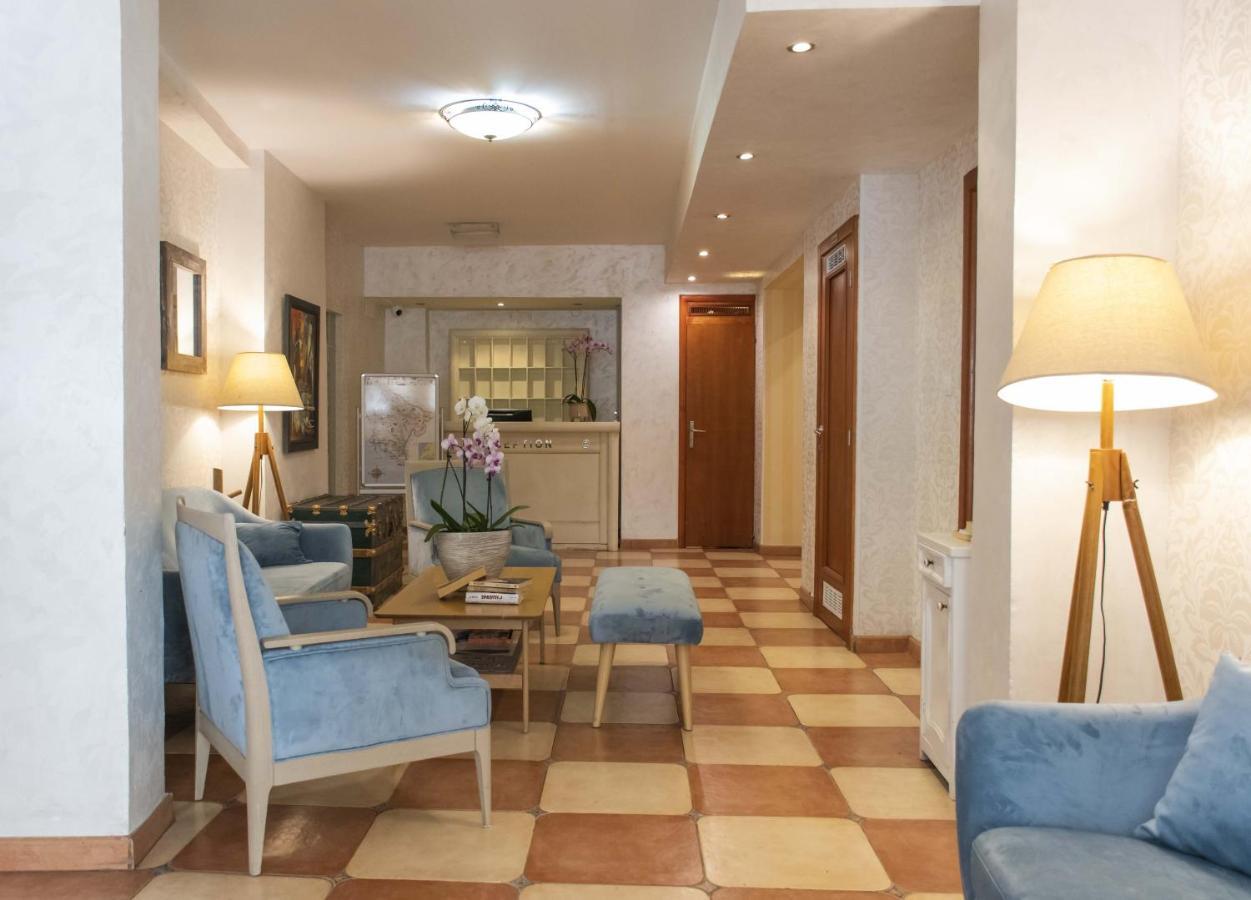 בודווה Mali Hotel Porat מראה חיצוני תמונה